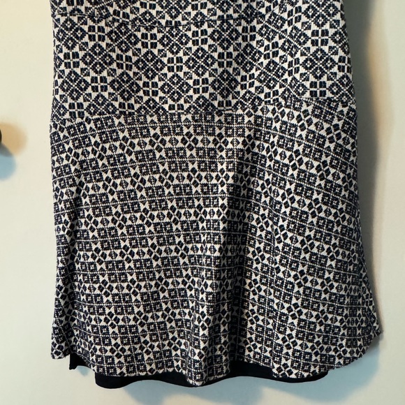 Tory Burch White and Blue Stencil Hourglass Summer Dress - Picture 6 of 10